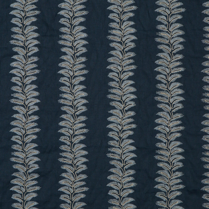 Bradbourne Indigo by G P & J Baker Fabric LANGDALE LINEN - 64%;POLYESTER - 30%;VISCOSE - 6% India MEDIUM Horizontal: 5.91 and Vertical: 7.88 49.25 - Fabric Carolina -