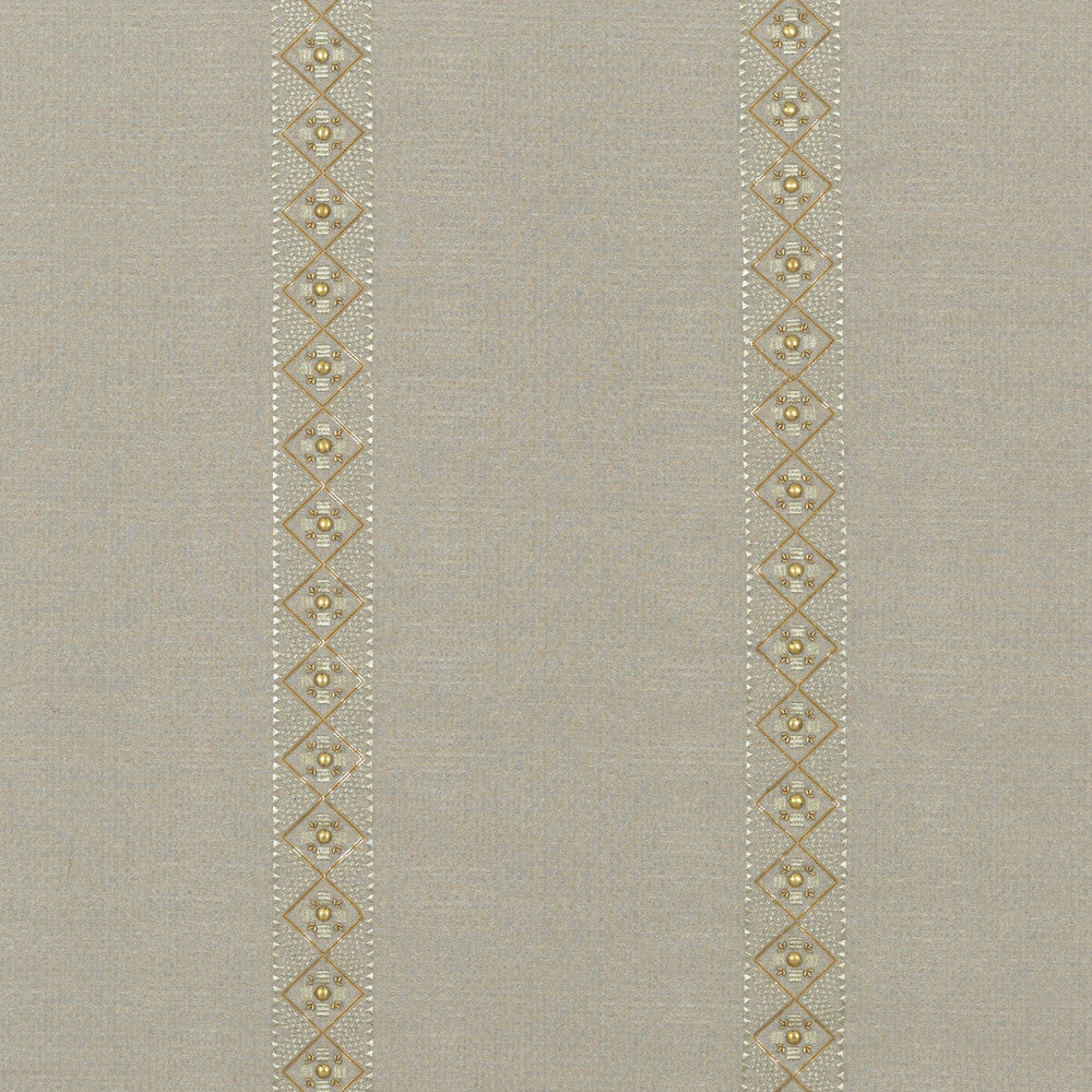 Queen'S Braid Silver/Gilt by G P & J Baker Fabric HISTORIC ROYAL PALACES LINEN - 30%;COTTON - 24%;ZARI - 20%;METAL - 15%;POLYESTER - 11% India Horizontal: 13.002 and Vertical: 2.364 52.008 - Fabric Carolina -