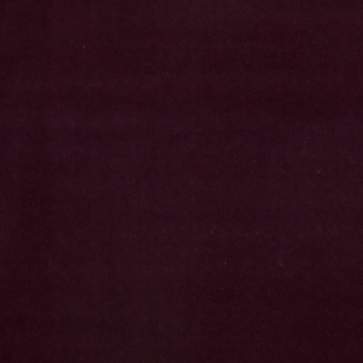Baker House Velvet Aubergine by G P & J Baker Fabric G P & J Baker Fabric Baker House Velvet AubergineFabric BAKER HOUSE VELVET COTTON - 89%;POLYESTER - 11% Italy </p><p>Repeat: H: , V: 55.16 - Fabric Carolina -