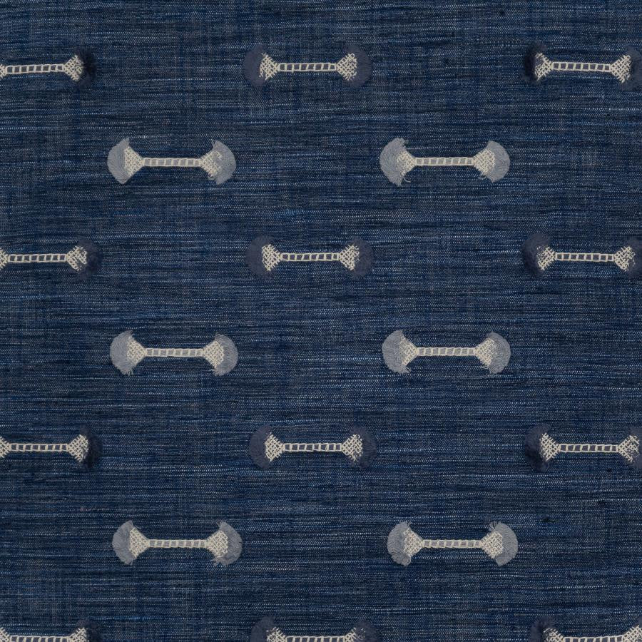 Barbell # 122 Cobalt by Maxwell Fabric Color Theory-Vol. Ix Pacific BASE: 100% POLYESTER
EMB: 100% COTTON INDIA V-4.6" H-6.8" 54" - Fabric Carolina -