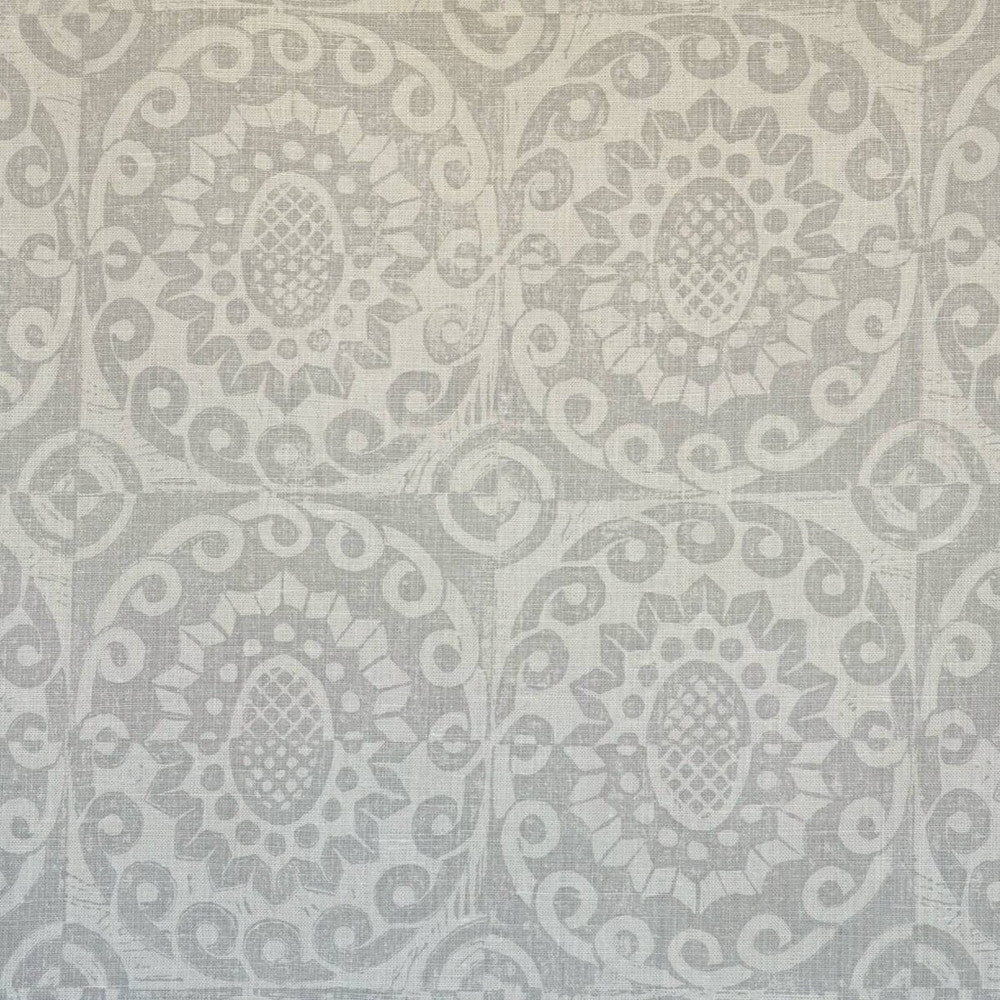 Pineapple On Oyster Pale Taupe by Lee Jofa Fabric BLITHFIELD LINEN - 100% United Kingdom Horizontal: 17.73 and Vertical: 31 53 - Fabric Carolina -