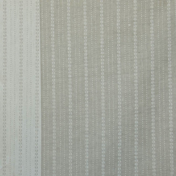 Ebury Taupe by Lee Jofa Fabric Lee Jofa Fabric Ebury TaupeFabric BLITHFIELD LINEN - 100% United Kingdom </p><p>Repeat: H: 1.125, V: 0 54.25 - Fabric Carolina -