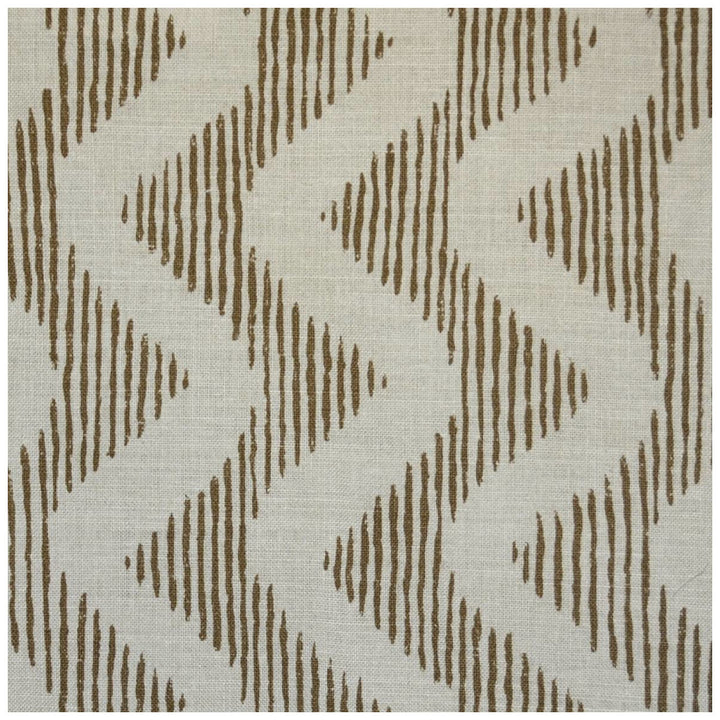 Colebrook Brwn/Natural by Lee Jofa Fabric Lee Jofa Fabric Colebrook Brwn/NaturalFabric BLITHFIELD LINEN - 88%;POLYAMIDE - 12% United Kingdom </p><p>Repeat: H: 1.125, V: 10.5 54 - Fabric Carolina -