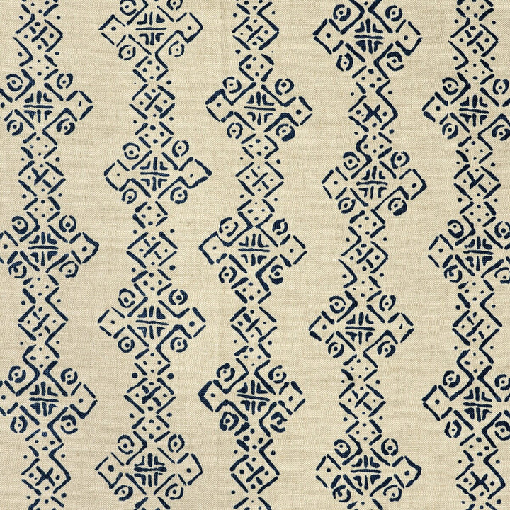 Mali Indigo by Lee Jofa Fabric Lee Jofa Fabric Mali IndigoFabric BLITHFIELD LINEN - 100% United Kingdom </p><p>Repeat: H: 26, V: 36 52.8 - Fabric Carolina -