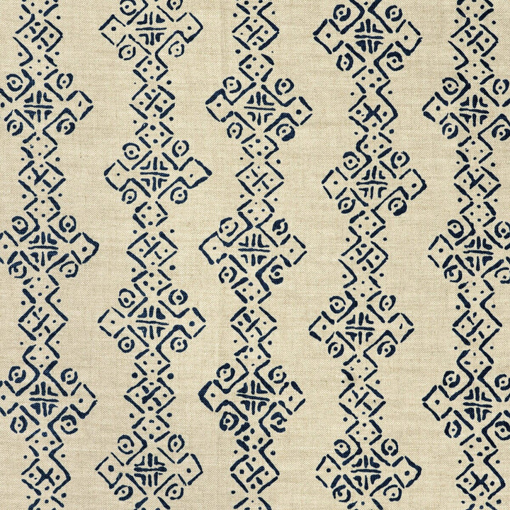 Mali Indigo by Lee Jofa Fabric Lee Jofa Fabric Mali IndigoFabric BLITHFIELD LINEN - 100% United Kingdom </p><p>Repeat: H: 26, V: 36 52.8 - Fabric Carolina -