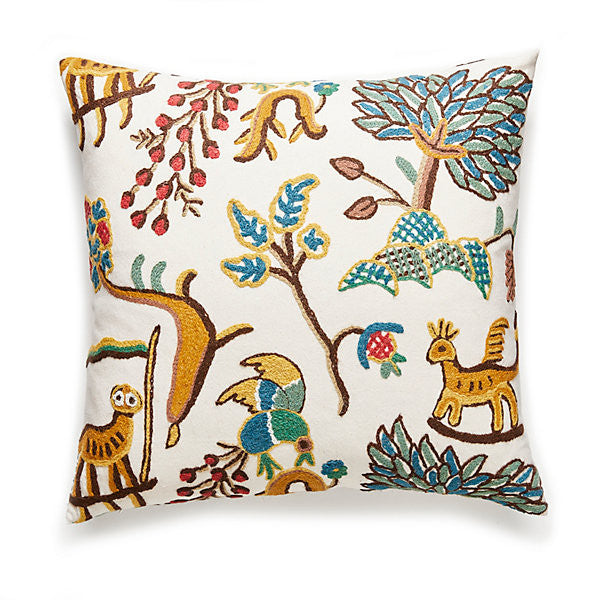 Fables Crewel Blue / Multi by Scalamandre
 Pillow Scalamandre
 Pillow Fables Crewel Blue / MultiPillow 60% COTTON 40% WOOL USA </p><p>Repeat: H: , V: - Fabric Carolina -