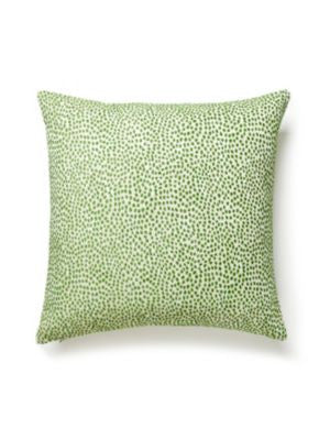 <p>Flurry Pillow 22 X 22 - Leaf BIFLURRPILL0003 by Scalamandre Pillows</p><p><strong>Required Minimum Quantity Purchase: Product</p><p>Book: </p><p>Content: 25% COTTON, 34% VISCOSE, 36% POLYESTER, 5% LUXCELLE</p><p>Origin: U.S.A.</p><p>Performance: </p><p>Repeat: Horizontal: and Vertical: </p><p>Width: 0</p>