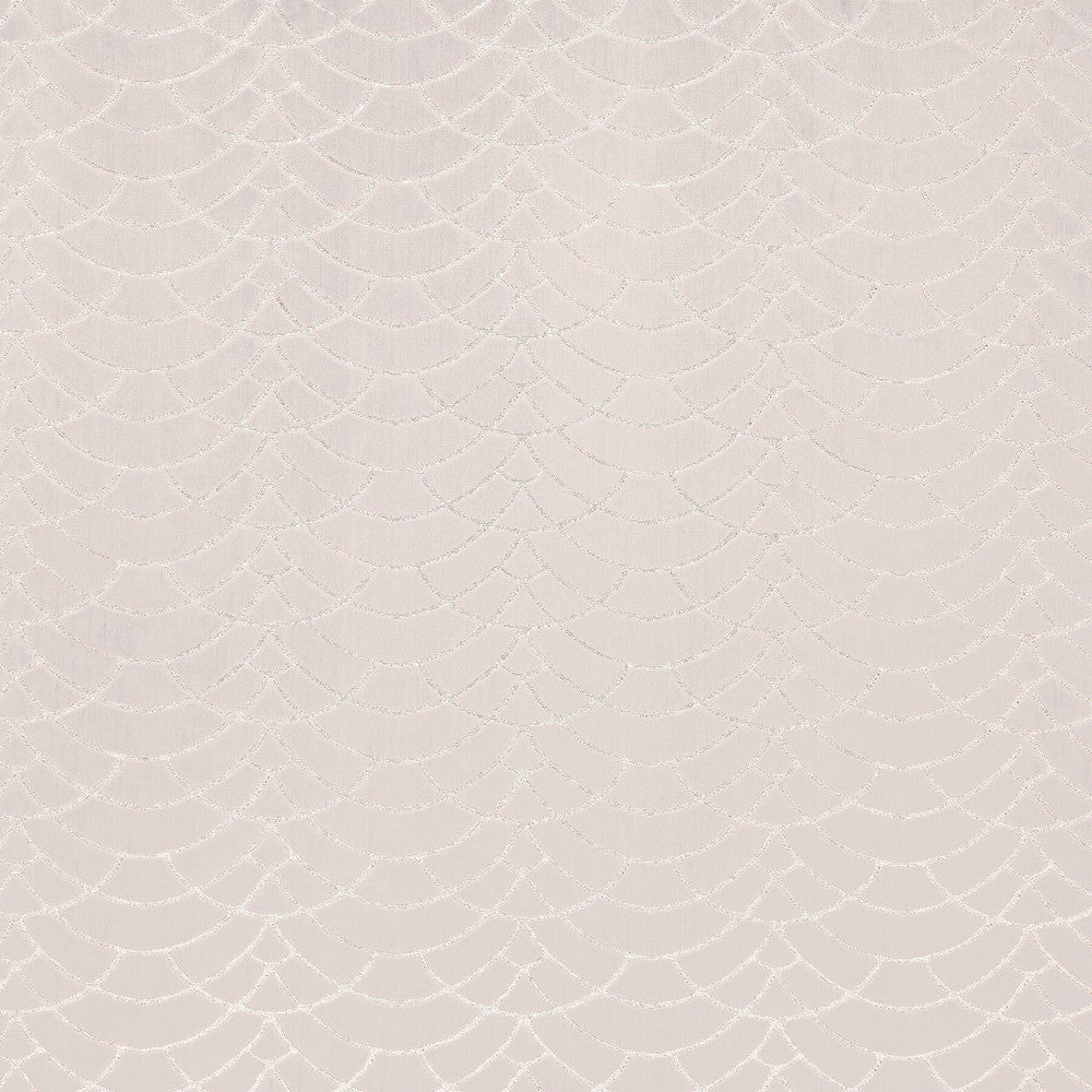 Bolton 5 Dove by Marcus William Fabric KAI/MARCUS WILLIAM ARAVALLI 61%SVI 39%POL INDIA MARTINDALE WEAR TEST (80 000 CIRCULAR RUBS) </p><p>Repeat: 2.5 55 in - Fabric Carolina -
