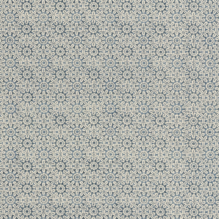 Veryan Indigo by G P & J Baker Fabric G P & J Baker Fabric Veryan IndigoFabric ARTISAN II LINEN - 52%;COTTON - 48% India </p><p>Repeat: H: 5.713, V: 3.94 51.22 - Fabric Carolina -