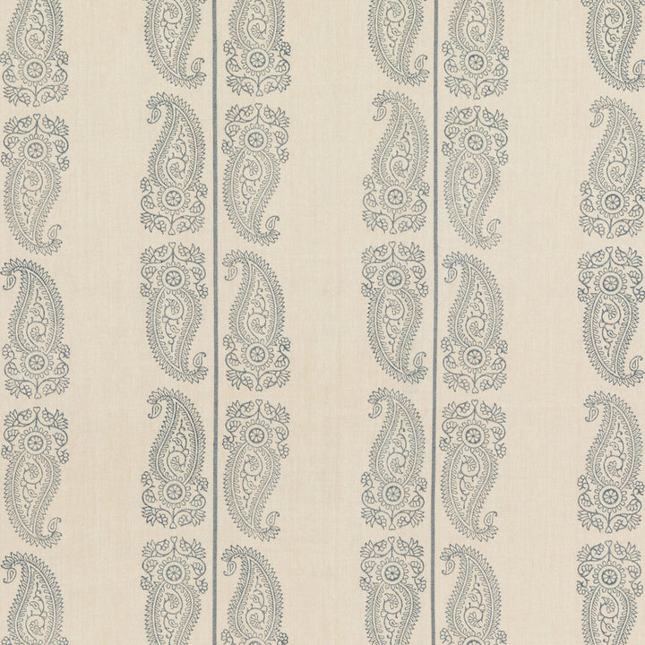 Cromer Paisley Indigo by G P & J Baker Fabric G P & J Baker Fabric Cromer Paisley IndigoFabric ARTISAN II LINEN - 70%;COTTON - 30% India </p><p>Repeat: H: 12.608, V: 16.942 50.432 - Fabric Carolina -