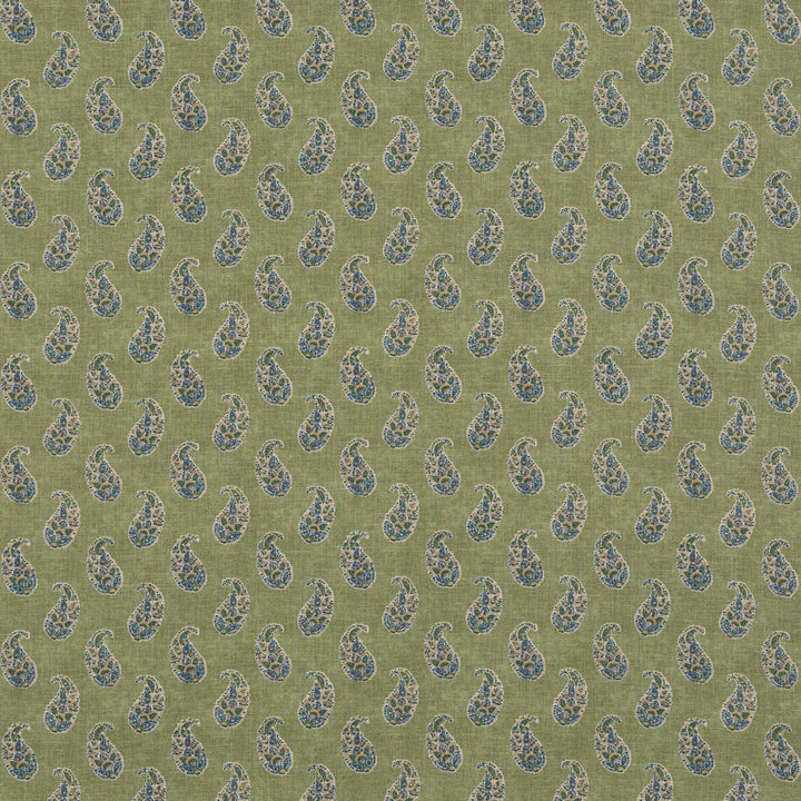 Patola Paisley Emerald by G P & J Baker Fabric G P & J Baker Fabric Patola Paisley EmeraldFabric CASPIAN VISCOSE - 82%;LINEN - 18% United Kingdom </p><p>Repeat: H: 4.531, V: 9.456 54.372 - Fabric Carolina -