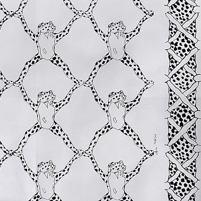 Frog Treillage On Vinyl Black & White by Brunschwig & Fils Wallcovering Brunschwig & Fils Wallcovering Frog Treillage On Vinyl Black & WhiteWallcovering VINYL - 100% United States </p><p>Repeat: H: 24, V: 12 27 - Fabric Carolina -