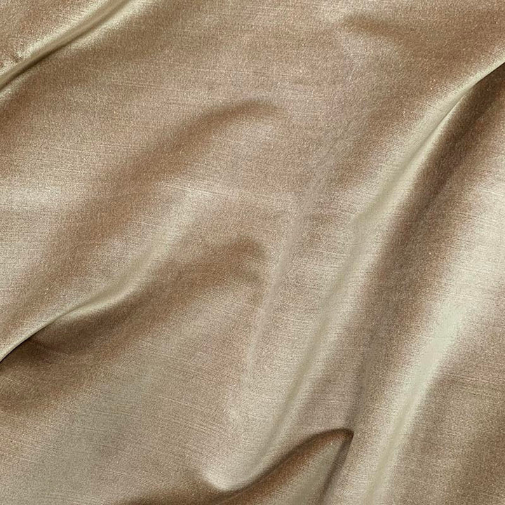 Brussels 4920 021 Fawn by Magnolia Fabric See sample 68% VISCOSE/32% POLY INDIA 200,000+ </p><p>Repeat: Horizontal: 0 and Vertical: 0 54" - Fabric Carolina -