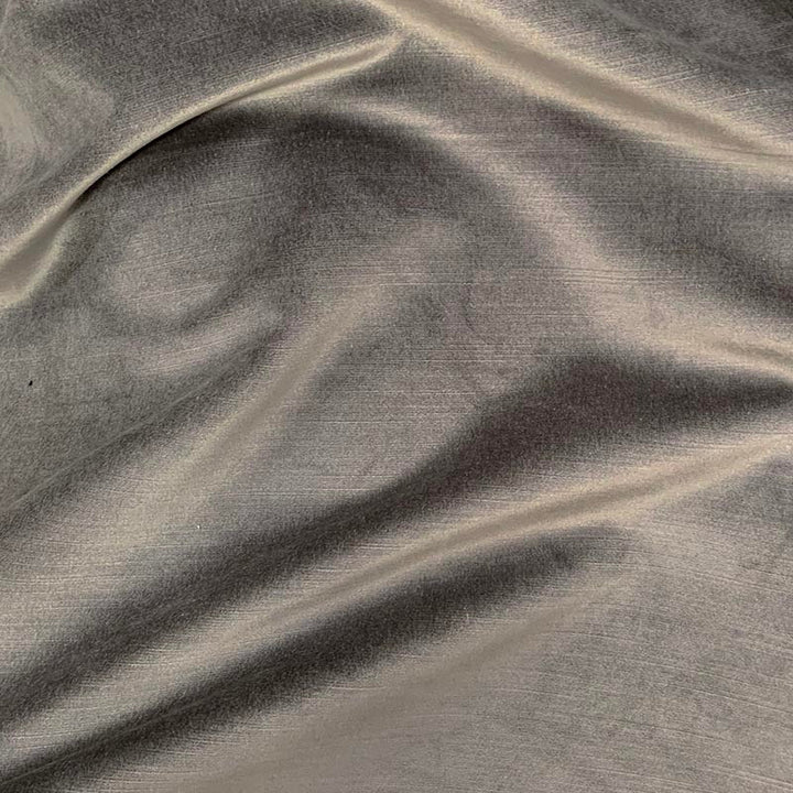 Brussels 4920 379 Gargoyle by Magnolia Fabric See sample 68% Viscose 32% Polyester INDIA 200,000+ </p><p>Repeat: Horizontal: 0 and Vertical: 0 54" - Fabric Carolina -