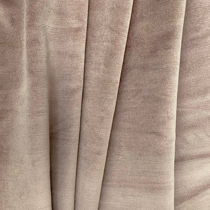 Brussels 4920 382 Orchid by Magnolia Fabric See sample 68% VISCOSE/32% POLY INDIA 200,000+ </p><p>Repeat: Horizontal: 0 and Vertical: 0 54" - Fabric Carolina -