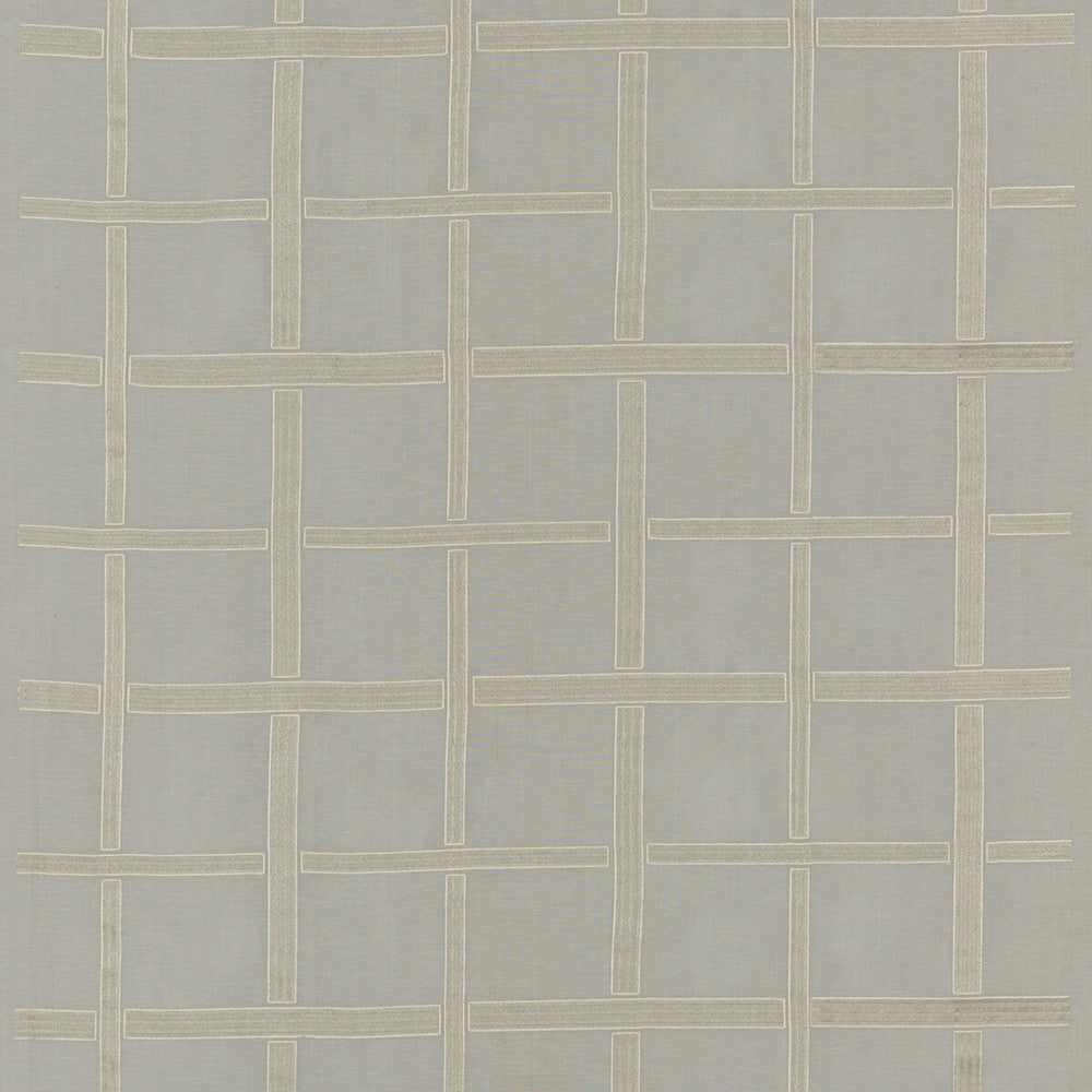 Maze Silver by G P & J Baker Fabric G P & J Baker Fabric Maze SilverFabric HISTORIC ROYAL PALACES RAYON - 30%;LINEN - 28%;COTTON - 22%;POLYESTER - 20% India </p><p>Repeat: H: 16.942, V: 15.76 50.826 - Fabric Carolina -