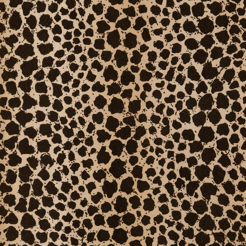 Sundra Flock Bronze by G P & J Baker Wallcovering LANGDALE PAPER - 100% United Kingdom - Horizontal: - and Vertical: 21.079 20.488 - Fabric Carolina -