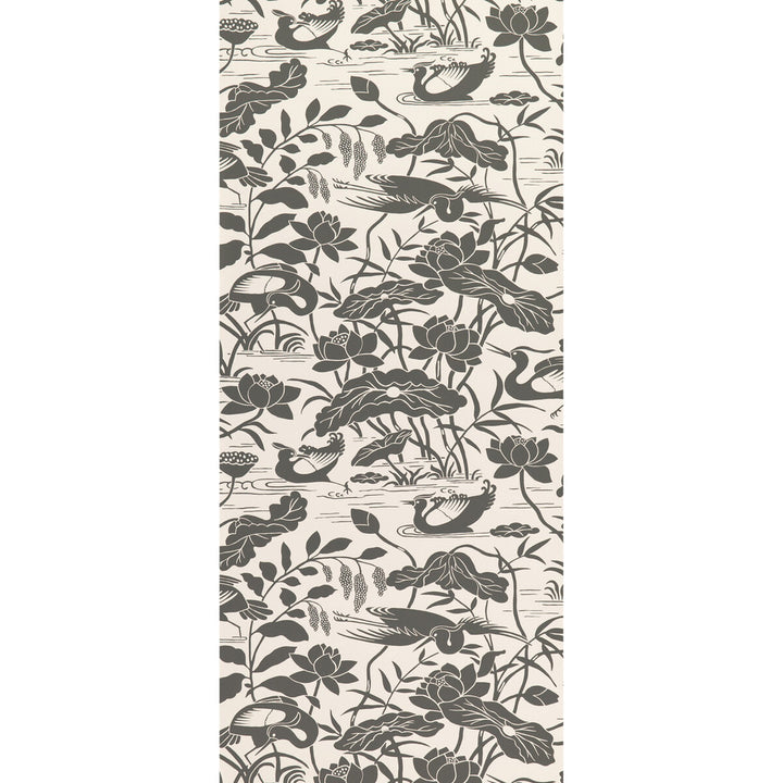Heron & Lotus Flower Black/White by G P & J Baker Wallcovering SIGNATURE II WALLPAPERS PAPER - 100% United Kingdom - Horizontal: 20.488 and Vertical: 25.216 20.488 - Fabric Carolina -