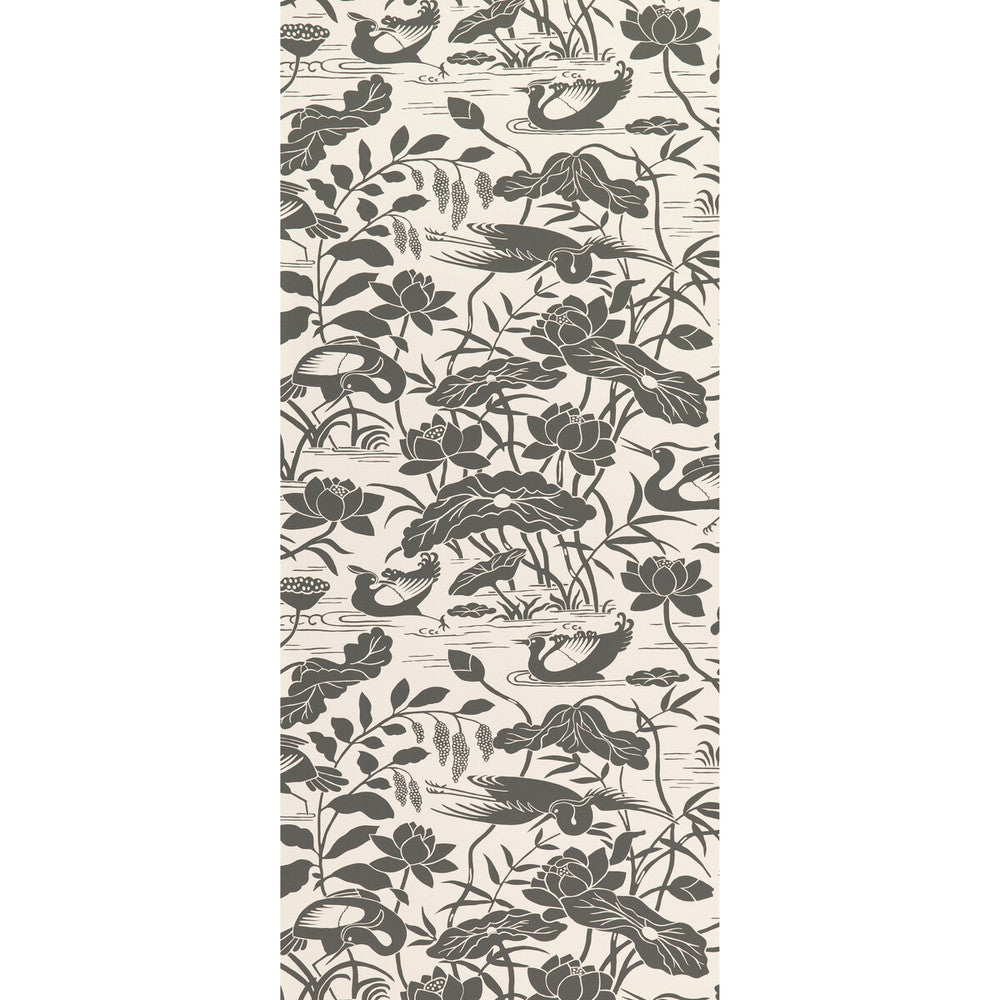 Heron & Lotus Flower Black/White by G P & J Baker Wallcovering SIGNATURE II WALLPAPERS NON WOVEN - 100% United Kingdom Horizontal: 20.488 and Vertical: 25.216 20.488 - Fabric Carolina -