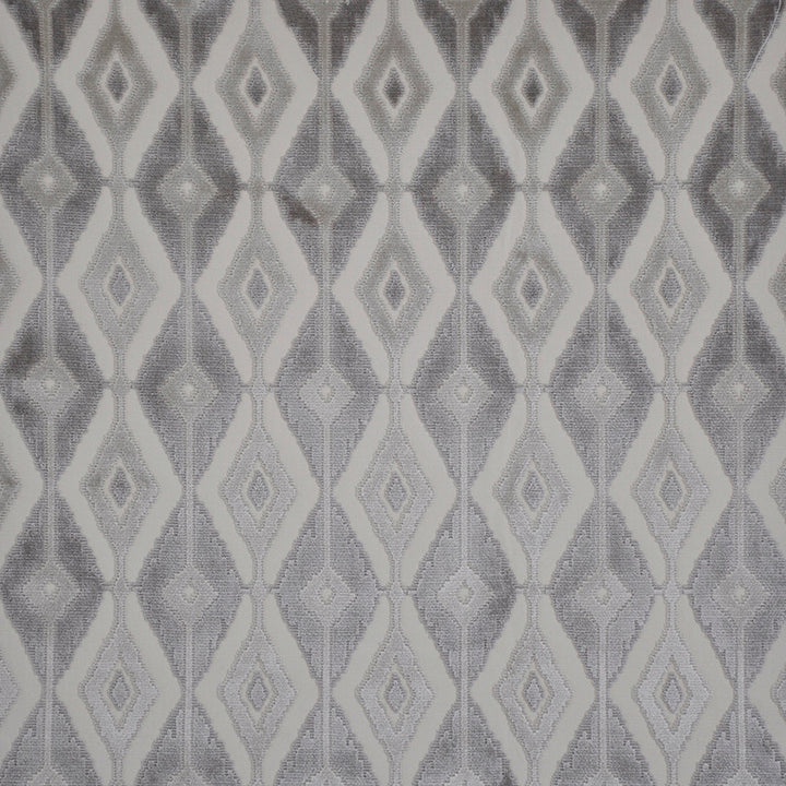 Bagatelle # 4528 Luna by Maxwell Fabric TELAFINA SEASON X 78% VISCOSE/22% MODACRYLIC BELGIUM See sample </p><p>Repeat: Horizontal: 3.4" and Vertical: 4.75" 53"-54" - Fabric Carolina -