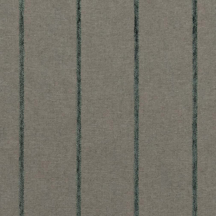 CB700-500 by Charlotte Fabric Shades of Emerald 37% Viscose, 36% Polyester, 18% Linen, 9% Acrylic Made In USA Exceeds 96,000 Wyzenbeek Rubs </p><p>Repeat: Horizontal 4.5" 54 Inches - Fabric Carolina -