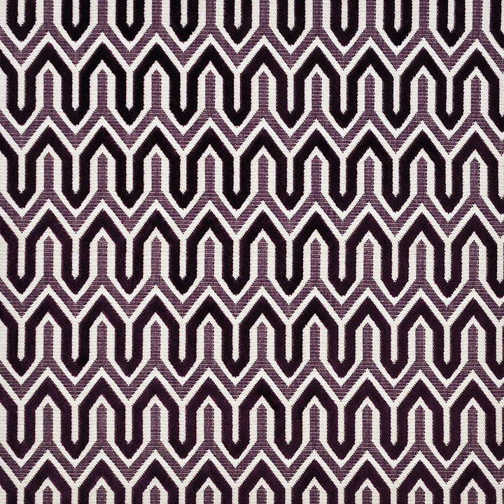Chase # 203 Belladonna by Maxwell Fabric COLOR WAVES-GEMSTONES 72% VISCOSE/23% POLYESTER
5% COTTON BELGIUM See sample </p><p>Repeat: Horizontal: 1.7" and Vertical: 2.7" 54.3" - Fabric Carolina -