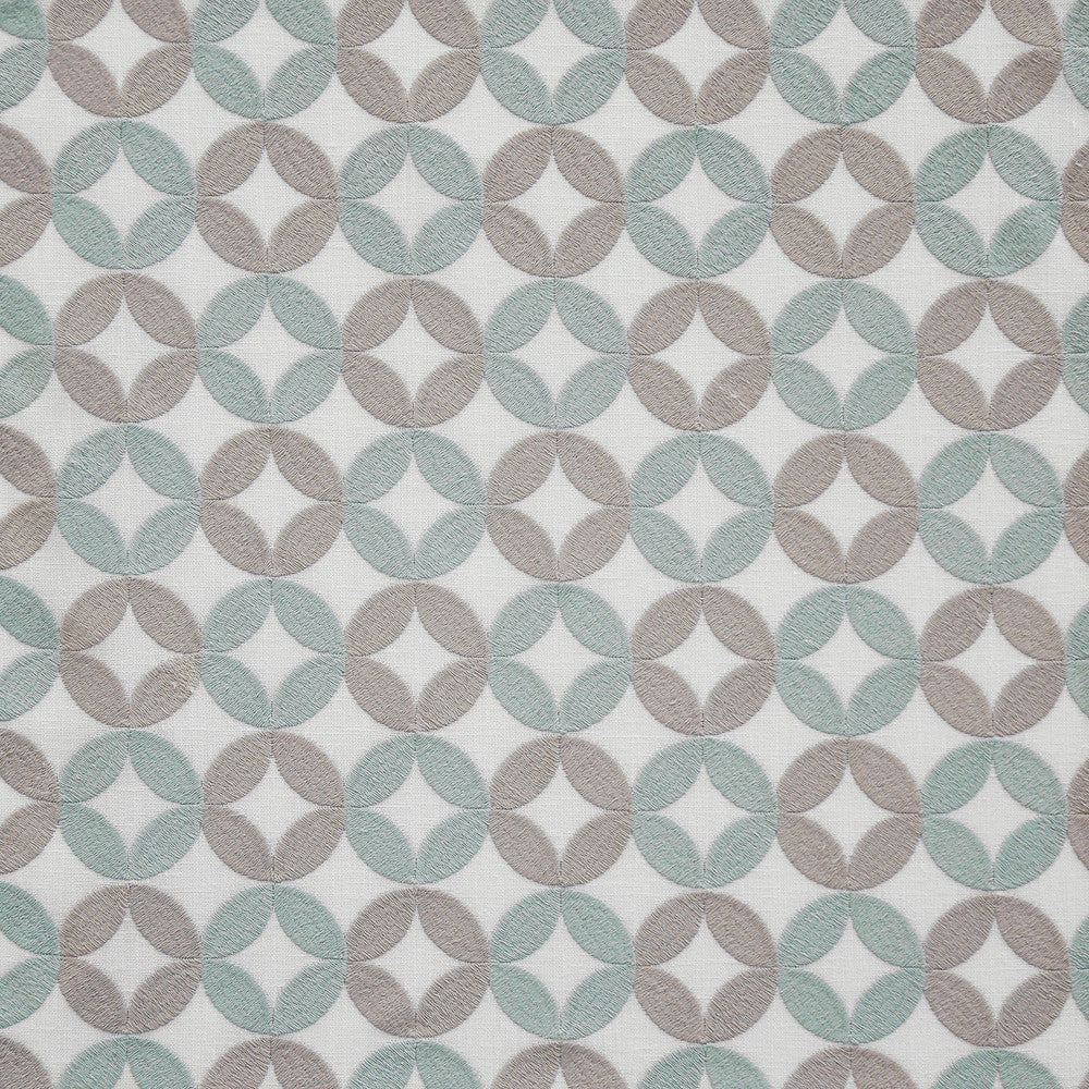Coronet # 635 Breeze by Maxwell Fabric COLOR THEORY-VOL.IV BLUE CRUSH 70% POLYESTER/30% COTTON
None INDIA See sample </p><p>Repeat: Horizontal: 4.25" and Vertical: 4.75" 54"EMB51.5 - Fabric Carolina -