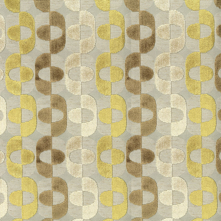 Chaperone 24 Seamoss by ABBEYSHEA Fabric 73% Rayon
27% Polyester CN 130,000 Double Rubs (Wyzenbeek) </p><p>Repeat: Horizontal: 6.89 in. (17.50 cm) up the roll and Vertical: 6.61 in. (16.79 cm) across the roll 55 in. (140 cm) - Fabric Carolina -