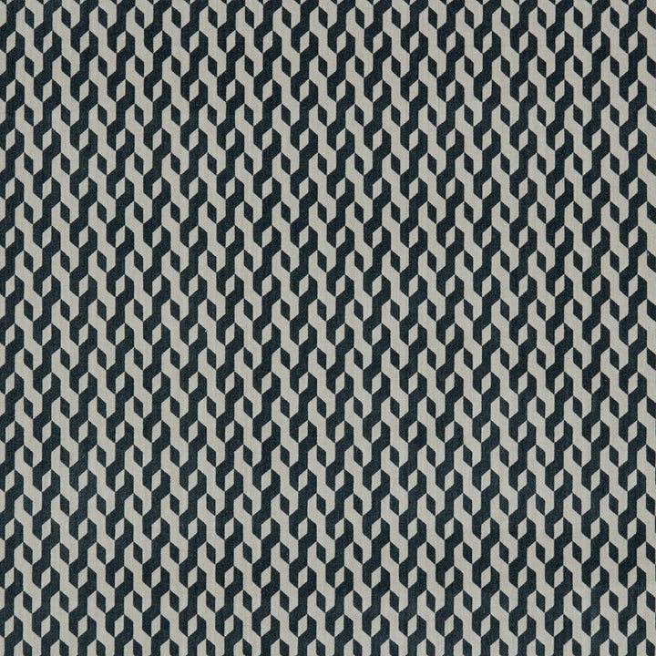Clearbrook 5 Ocean by Marcus William Fabric Marcus William Fabric Clearbrook 5 OceanFabric Kai/Marcus William Artemis 64%Svi 20%Pol 16%Cot India </p><p>Repeat: H: 1.375, V: 0 53.9 in - Fabric Carolina -