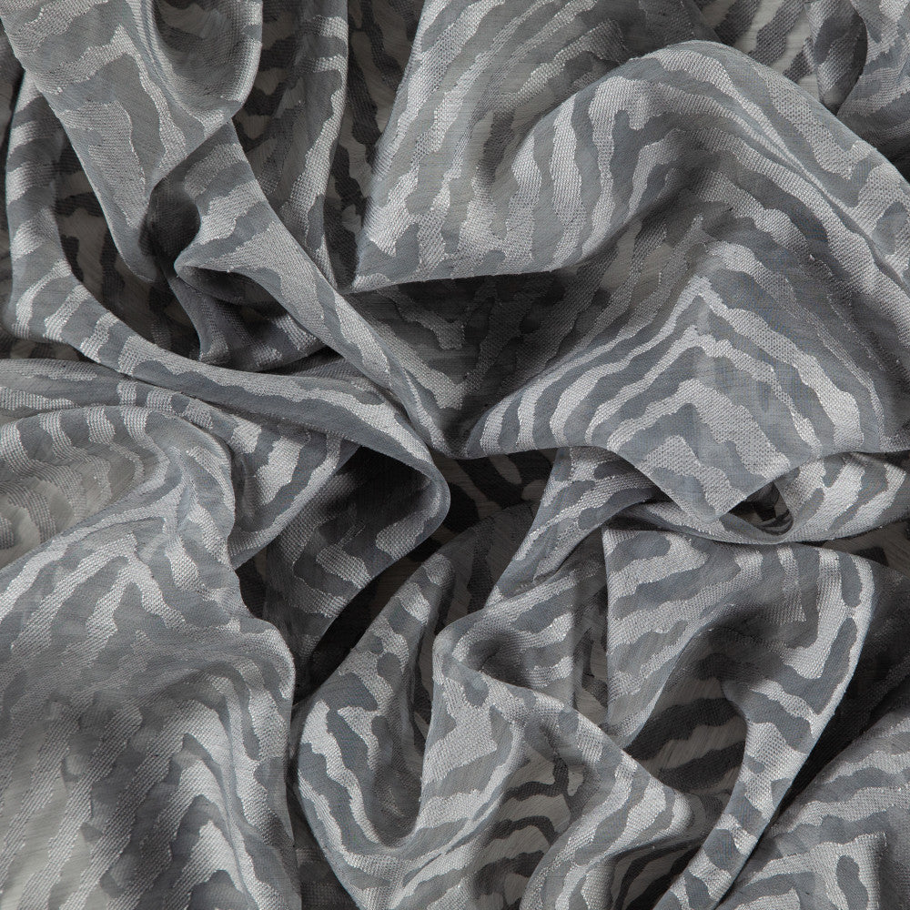 Connection 95J8831 by JF Fabric Harmony 71% Viscose, 29% Polyester Turkey Horizontal: 11.625 and Vertical: 18.25 118 - Fabric Carolina -