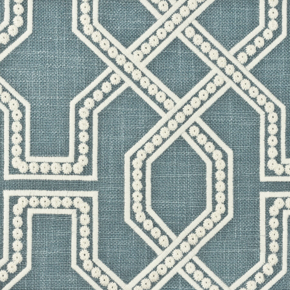 Crux 2 Chambray by Stout Fabric COMFORTABLE LIVING BREEZE/INDIGO 100%POL %VEMB INDIA Horizontal: 6.625 and Vertical: 6.25 51 in - Fabric Carolina -