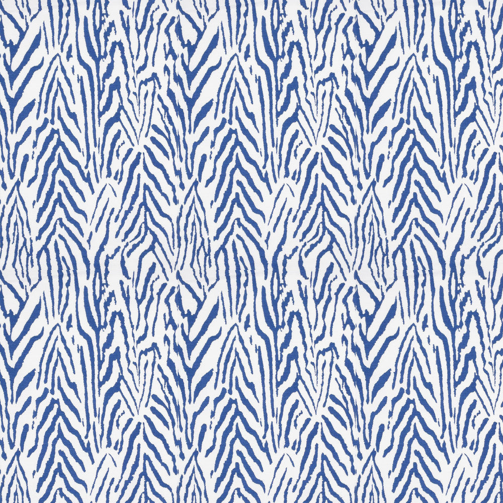 Cyrene 4 Delft by Stout Fabric THE ART OF COLOR HANDCRAFTED 56%LIN 44%COT INDIA MARTINDALE WEAR TEST (20 000 CIRCULAR RUBS) Horizontal: 10.375 and Vertical: 15.750 54 in - Fabric Carolina -