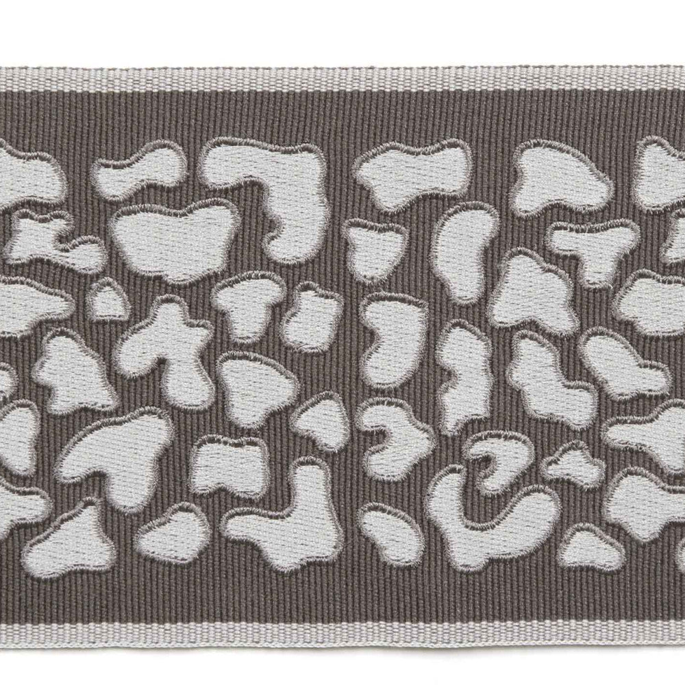 Cheetah Twilight by Europatex Fabric Cheetah & Hannah Collection 45% Polyester / 10% Rayon / 45% Fibranne 4.00 inches - Fabric Carolina -