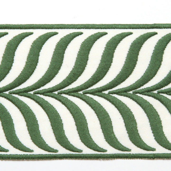 Crest Leaf by Europatex Fabric Crest & Dimensions 100% Polyester 3.43 inches - Fabric Carolina -