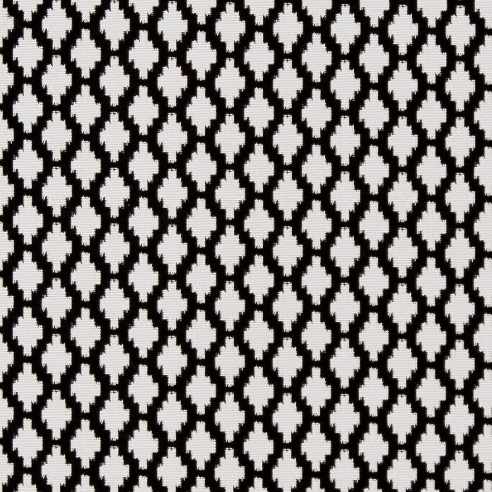 D1427 Onyx Inca by Charlotte Fabric Vibrant Wovens 100% Polypropylene Europe Exceeds 100,000 Wyzenbeek Rubs (Heavy Duty) </p><p>Repeat: Horizontal: 1.25" x Vertical: 1.25" 54 Inches - Fabric Carolina -