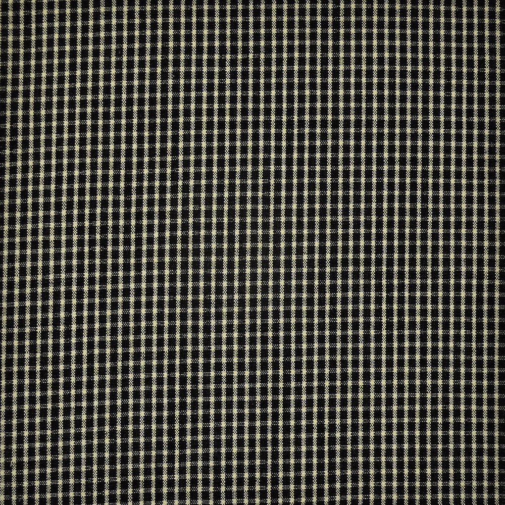 Dollhouse # 336 Licorice by Maxwell Fabric COLOR WAVES-DOMINO EFFECT 81% COTTON/11% RAYON
7% LINEN/1% POLYESTER CHINA See sample </p><p>Repeat: Horizontal: 0.4" and Vertical: 0.5" 56" - Fabric Carolina -