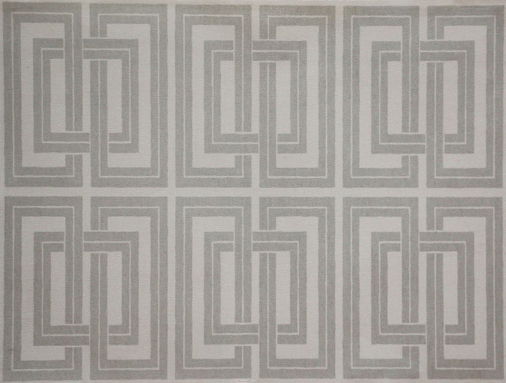 Quad Silver & White Wallpaper by Candice Olson Candice Olson Natural Splendor Covers about 72 square feet 36-in by 24-ft long roll Unpasted 24 - Fabric Carolina -