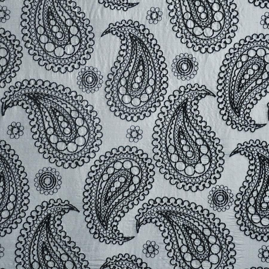 Deveaux # 304 Weimaraner by Maxwell Fabric Telafina Season Xiv 100% SILK EMB- 100% POLYESTER INDIA V-23.2"H26" 55" EMB-52" - Fabric Carolina -