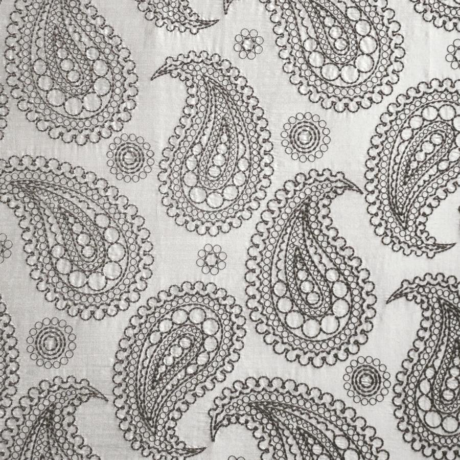 Deveaux # 305 Wegman by Maxwell Fabric Telafina Season Xiv 100% SILK EMB- 100% POLYESTER INDIA V-23.2"H26" 55" EMB-52" - Fabric Carolina -
