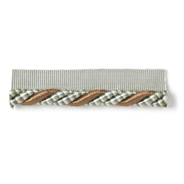 Drawbridge 2 Seamist by Stout Trim Stout Trim Drawbridge 2 SeamistTrim MYSTIQUE TRIM 49%COT 45%SVI 6%POL CHINA </p><p>Repeat: H: 0.000, V: 0.000 0.38 in - Fabric Carolina -