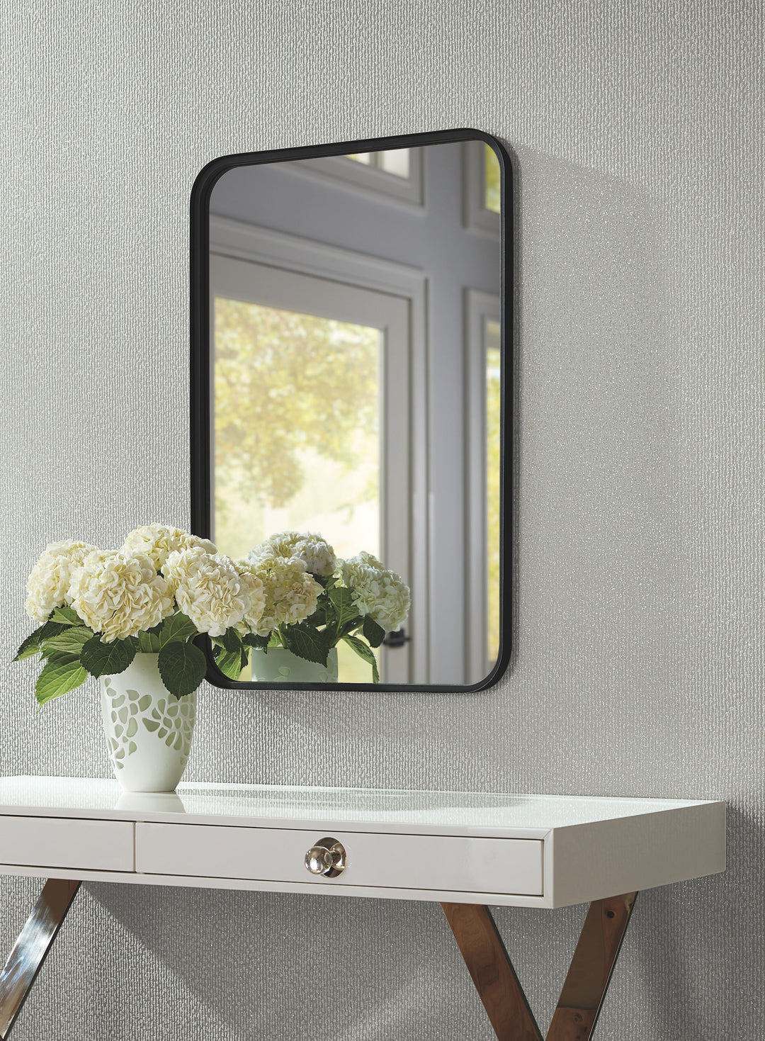 Dazzle Silver Wallpaper by Candice Olson Designer