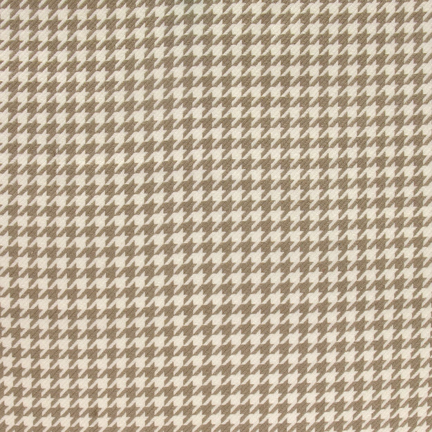 DUNDEE 34J6221 by JF Fabric HIGHLANDS 60% Polyester, 40% Wool INDIA (see sample) Horizontal: 0.375 and Vertical: 0.375 53.00 - Fabric Carolina -