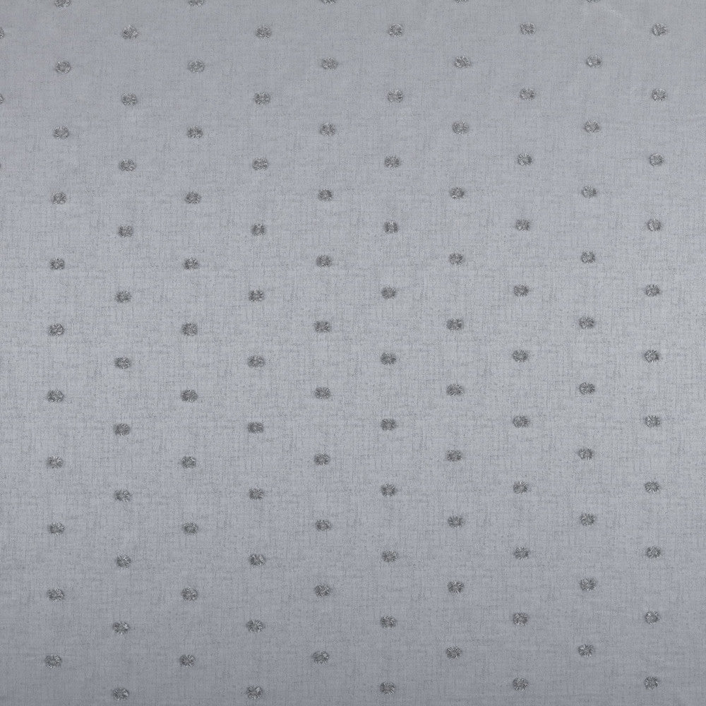 Dunmore 4 Silver by Marcus William Fabric KAI/MARCUS WILLIAM FENELLA 94%POL 3%SVI 3%MTL %BEMB INDIA Horizontal: 9.375 and Vertical: 4.500 54.5 in - Fabric Carolina -