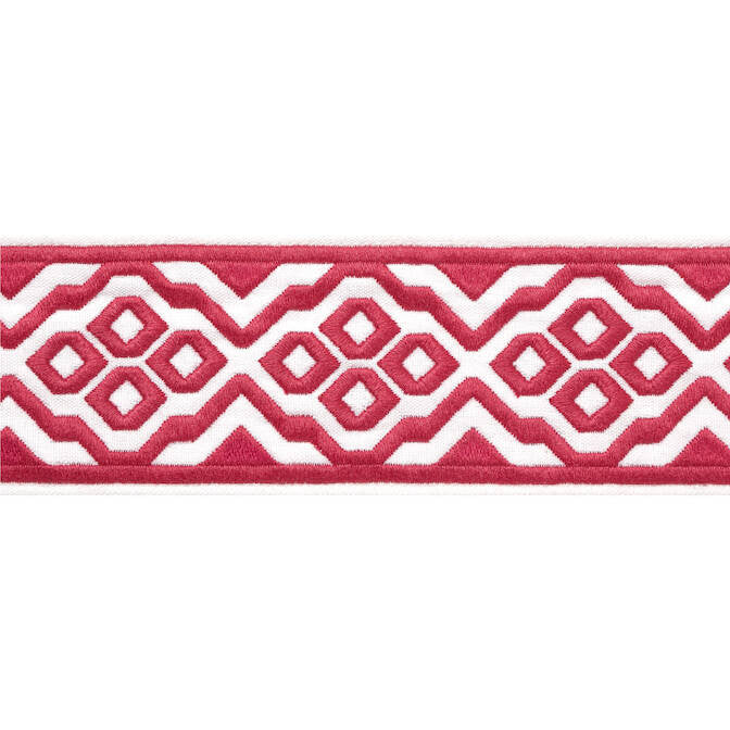 Belinda Tape Peony E12187 by Thibaut Fabric Thibaut Fabric Belinda Tape Peony E12187Fabric Tapes & Trims Volume 3 54% Cotton, 36% Linen, 10% Spun Poly INDIA </p><p>Repeat: V: 2.5 2.875 - Fabric Carolina -
