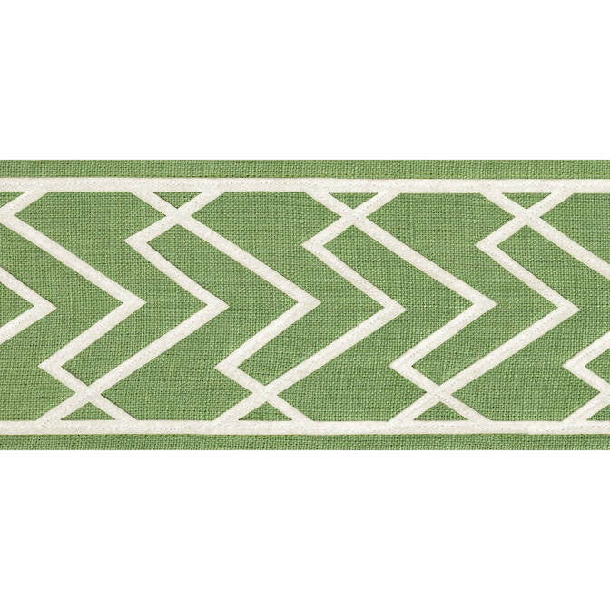 Summit Applique Tape Kelly E12211 by Thibaut Fabric Thibaut Fabric Summit Applique Tape Kelly E12211Fabric Tapes & Trims Volume 3 75% Linen, 25% Polyester INDIA </p><p>Repeat: V: 2.5 4 - Fabric Carolina -