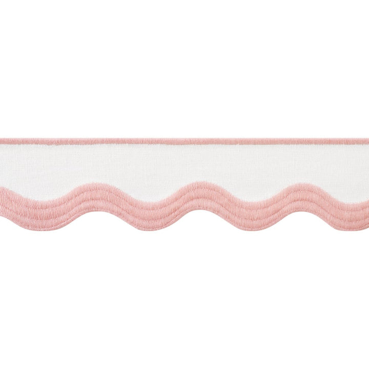 Wave Tape Blush on White E12329 by Thibaut Trim Thibaut Trim Wave Tape Blush on White E12329Trim SOLEIL TEXTURES 90% Linen, 10% Polyester U.S.A </p><p>Repeat: H: , V: 2.12 in  (5.38 cm) - Fabric Carolina -