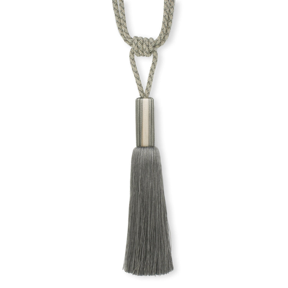 Ebbadare 4 Grey by Stout Trim Stout Trim Ebbadare 4 GreyTrim METROPOLITAN TRIM 100%SVI CHINA </p><p>Repeat: H: 0.000, V: 0.000 11 in - Fabric Carolina -