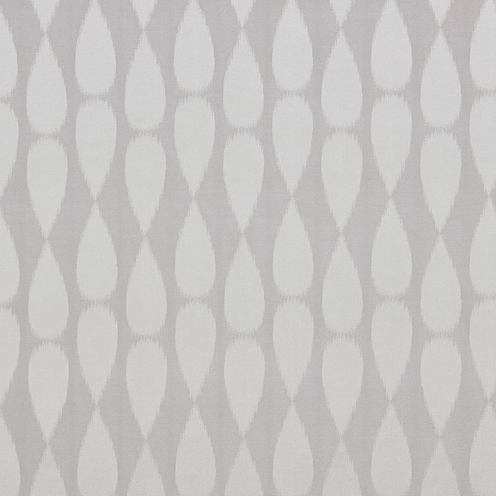 Ecoleaf 2 Silver by Marcus William Fabric Marcus William Fabric Ecoleaf 2 SilverFabric KAI/MARCUS WILLIAM JACAMAR 35%POL 34%SVI 31%COT INDIA </p><p>Repeat: H: 4.625, V: 9.250 54 in - Fabric Carolina -