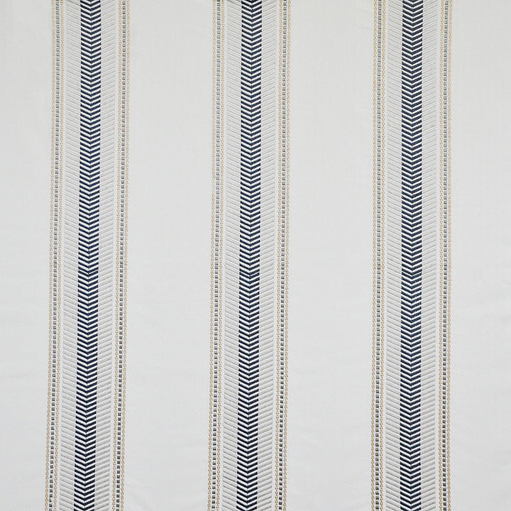 Ensign # 357 Steel by Maxwell Fabric COLOR WAVES-PRECIOUS METALS 100% COTTON
None INDIA See sample </p><p>Repeat: Horizontal: 8.7" and Vertical: 1" 54"EMB-51" - Fabric Carolina -