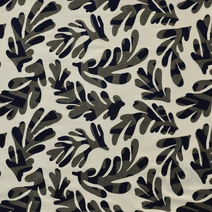 Elkhorn # 118 Admiral by Maxwell Designer Fabric Color Theory-Vol.Vii Neptune BASE: 36% COTTON
30% PES
17% VISCOSE
17% LINEN EMB: SPUN POLYESTER INDIA V-15.2" H-25.4" 56" - Swanky Fabrics -